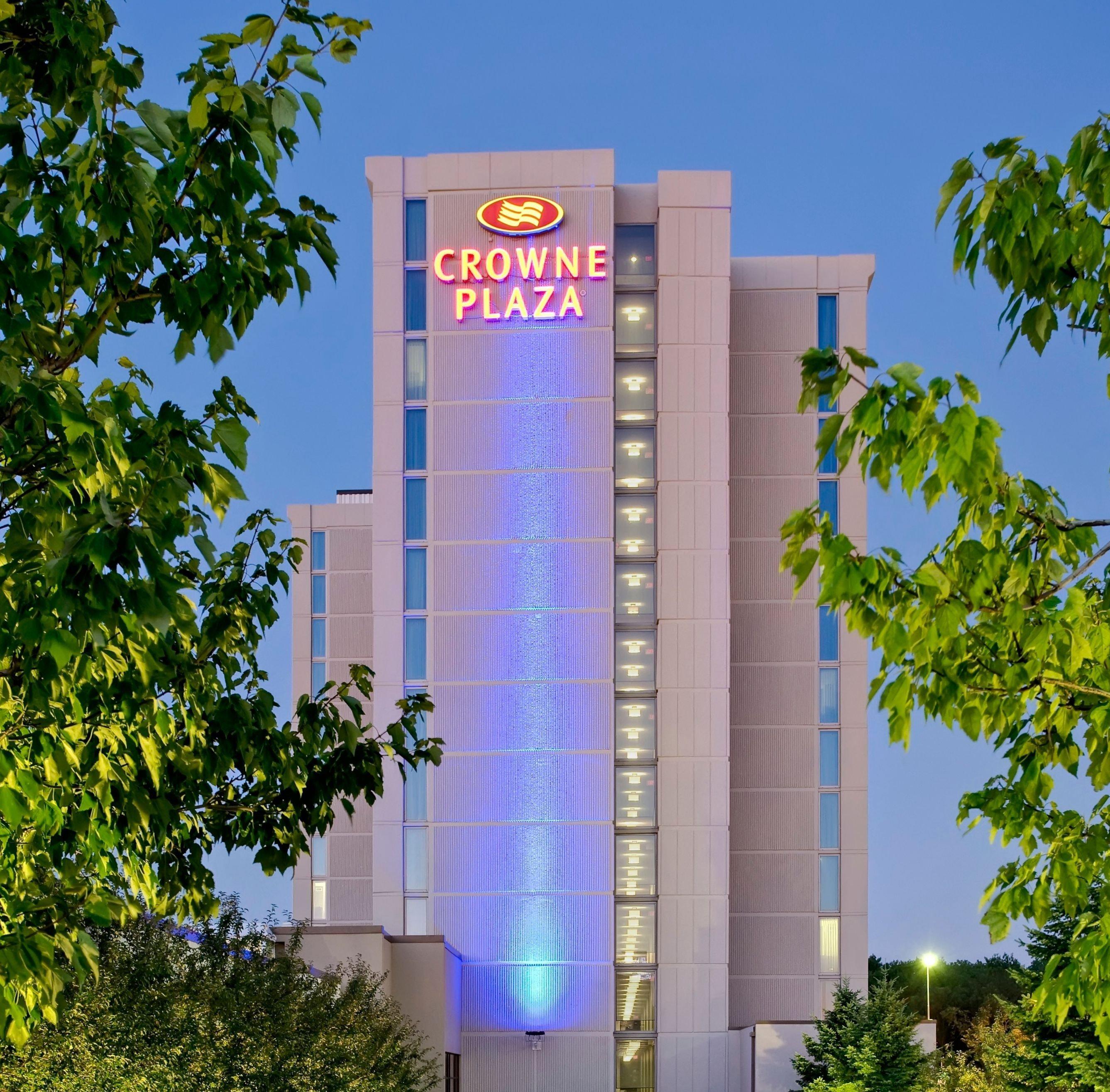 Crowne Plaza Chicago O'Hare Hotel & Conference Center By Ihg Rosemont Exterior photo