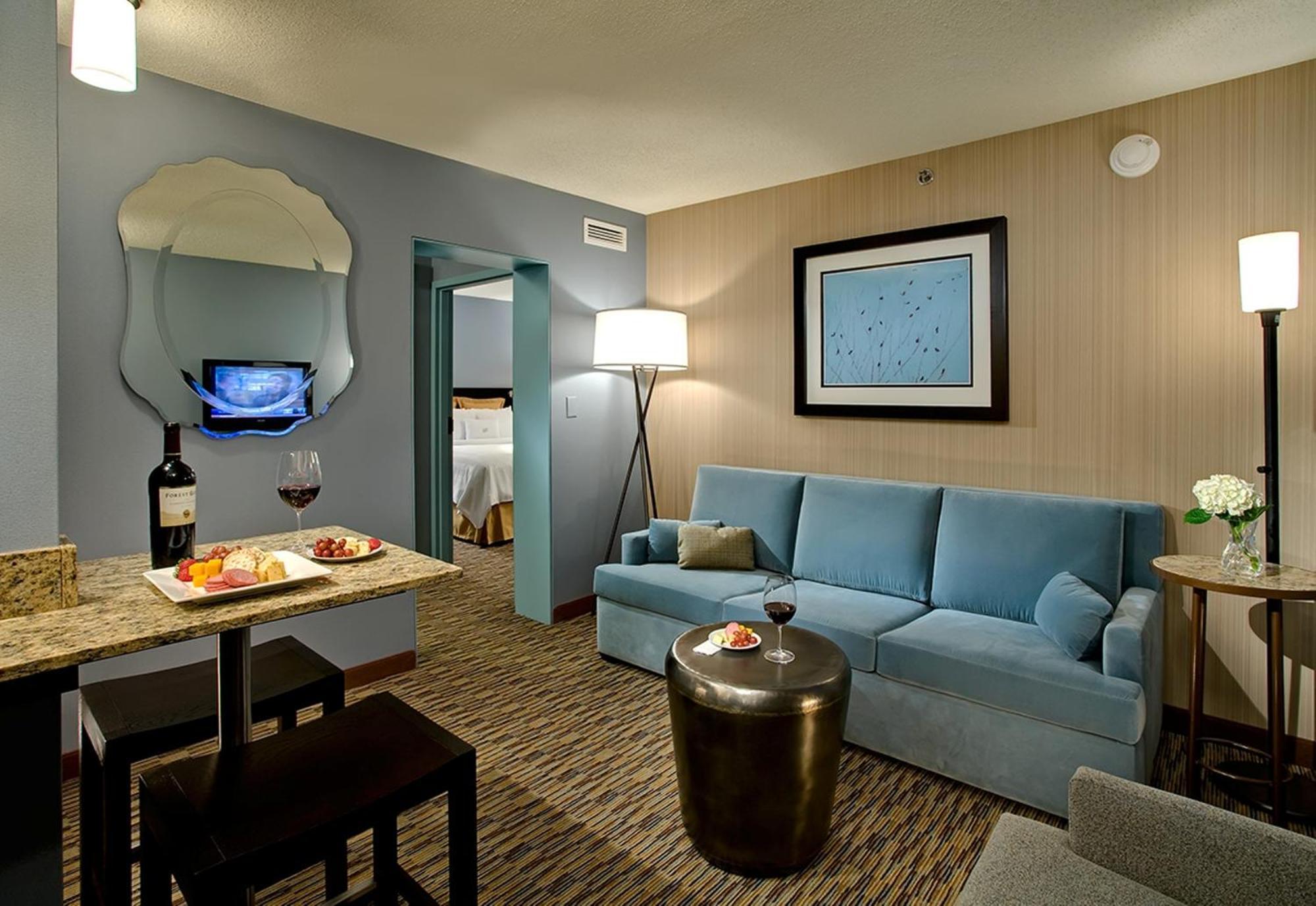 Crowne Plaza Chicago O'Hare Hotel & Conference Center By Ihg Rosemont Exterior photo