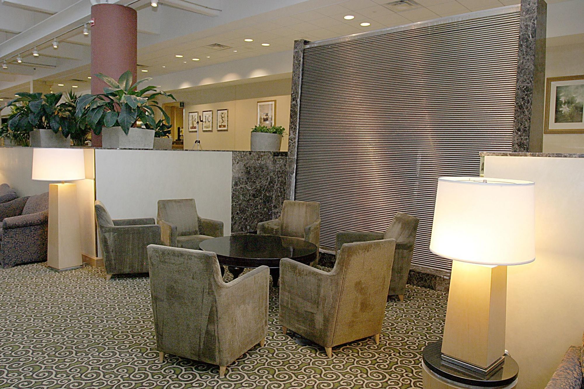 Crowne Plaza Chicago O'Hare Hotel & Conference Center By Ihg Rosemont Exterior photo